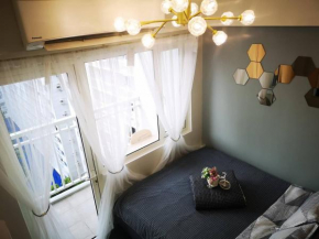 Shore Residences Mall of Asia Pool View 200mbps Free Wi-Fi